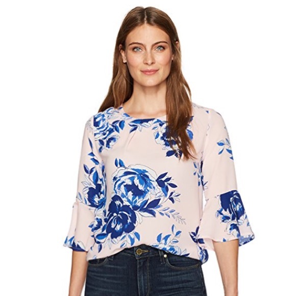 Women's 3/4 Bell Sleeve Top - Picture 1 of 2